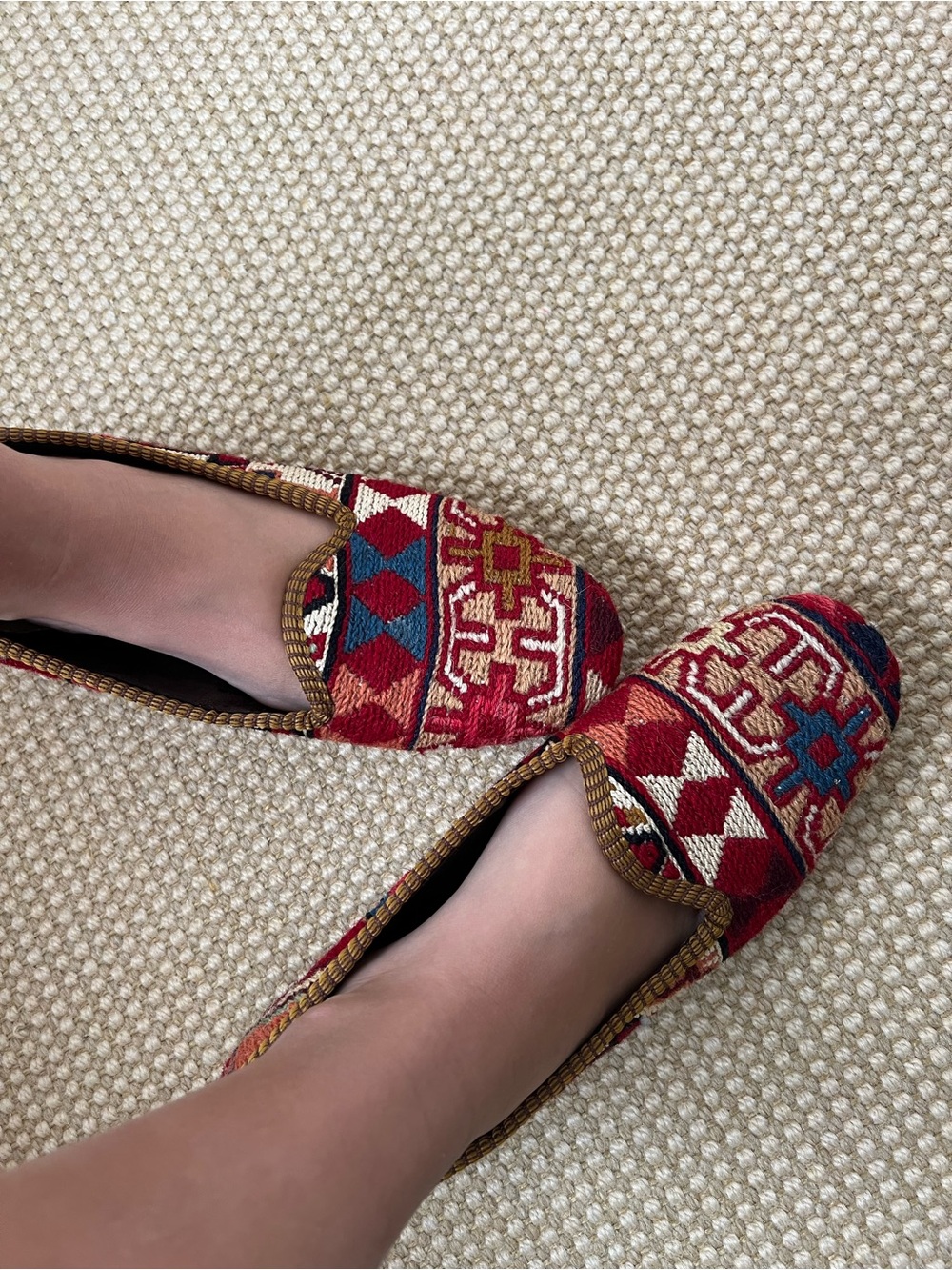 Artemis Design Co. Red loafers Kilim-PatternOn